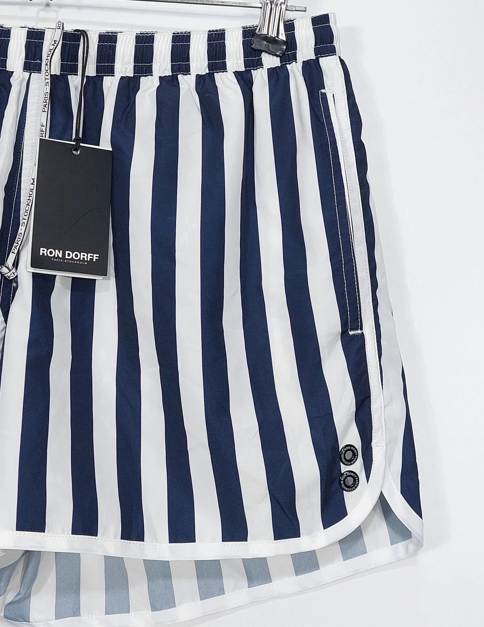 Ron Dorff vertical stripes swim shorts - white / navy M – photo 5